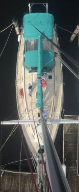 1988 Island Packet 38 Sailboat for sale in New Bern, NC - image 2 